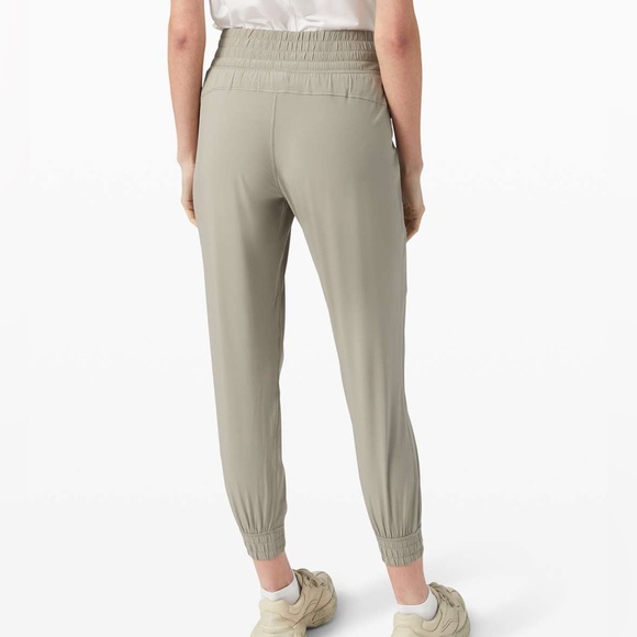 Lulu Light Weight Jogger - Picture 2 of 5